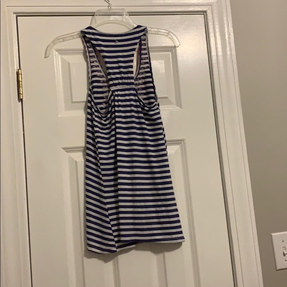 Blue and white tank - Picture 2 of 2